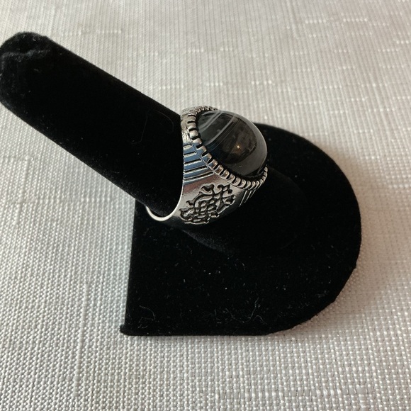Black and White Agate Ring - Picture 2 of 4